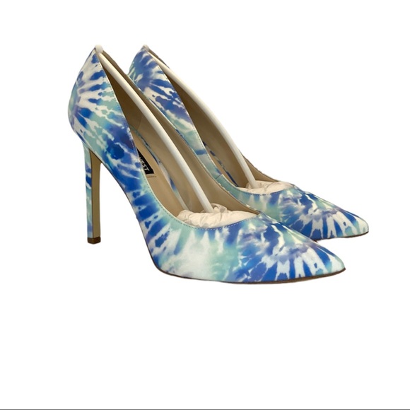 NINE WEST | Tatiana Blue Tie Dye Stiletto Dress Pumps - Picture 7 of 10